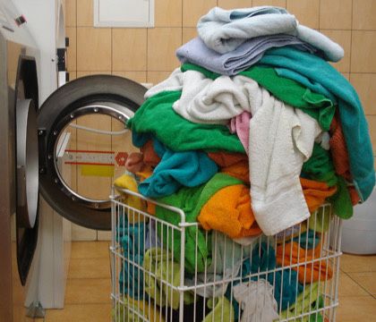 Работаем 24 /7 Услуга стирки за 24 часа доставка  глажка и стирка