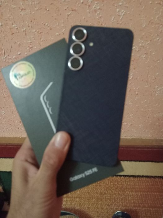 Samsung s25 fe 8 256 lik tel