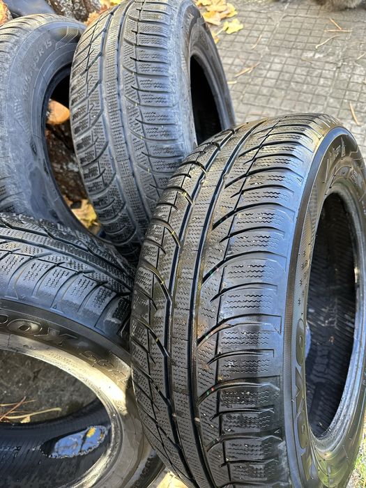 195/65/15 гуми Toyo