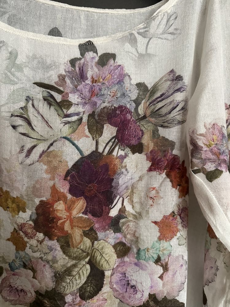 Флорална тънка блузка,размер М