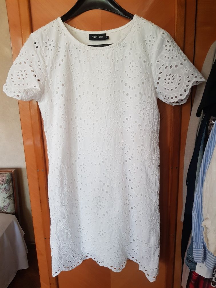 Rochie Only nr. 36, broderie englezească din bumbac 100%, impecabilă