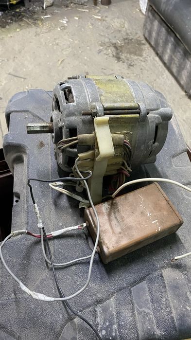 Двигательс пусковой от стиралки