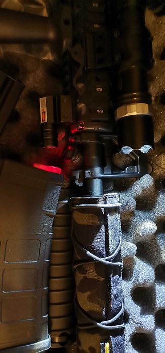 Vând m4 Aeg Airsoft.