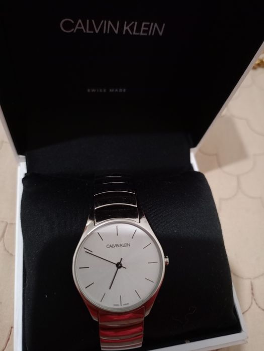 Дамски часовникк