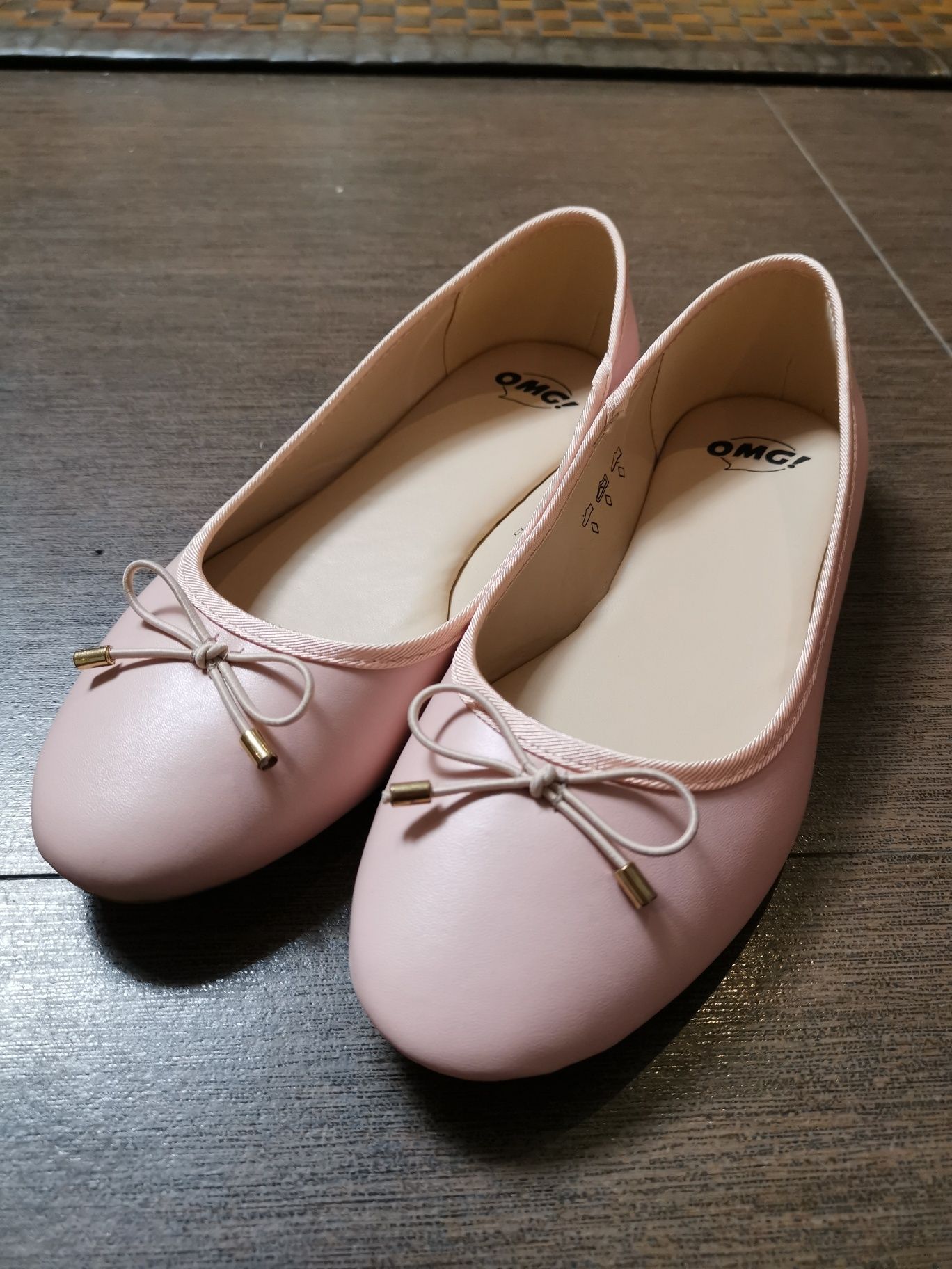 Pantofi balerini