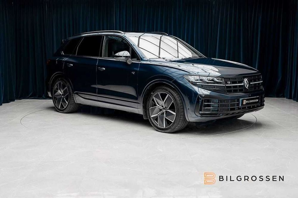 Volkswagen Touareg R eHybrid 462 CP, Garantie, TVA Deductibil