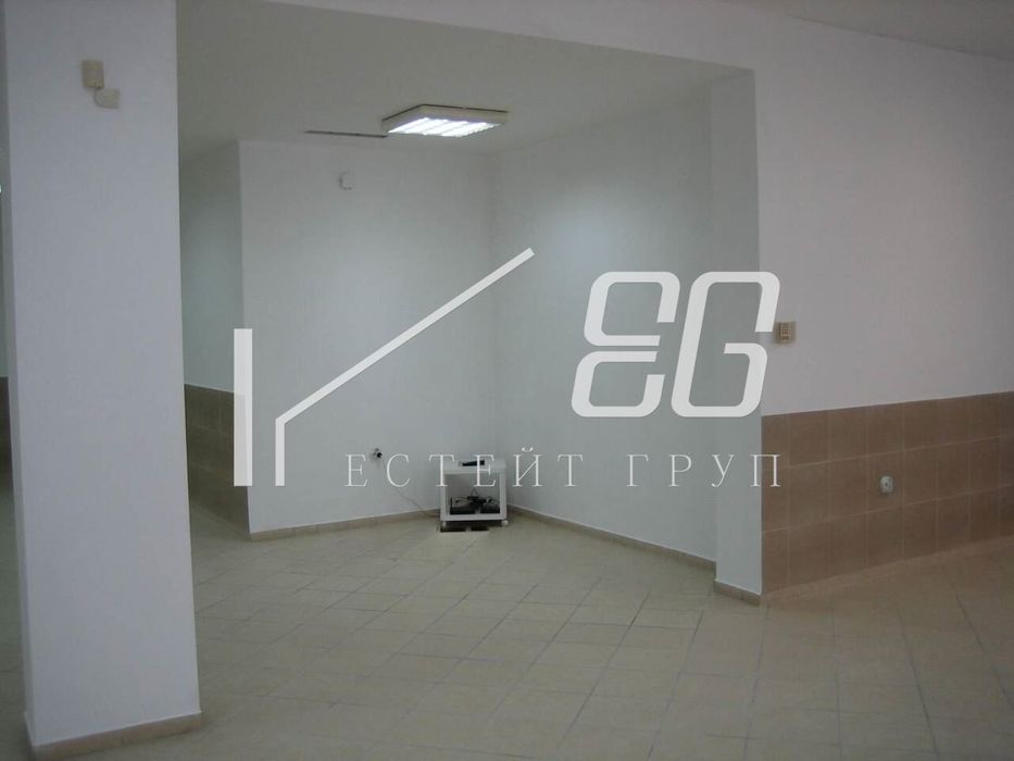 Магазин в Варна-Владиславово площ 150 цена 2500