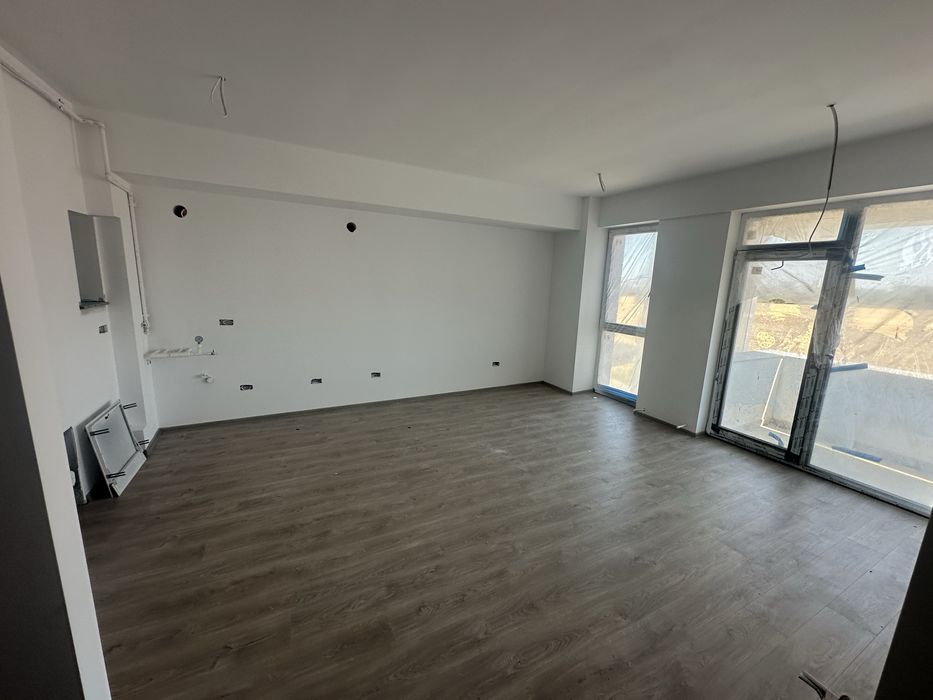 Vand 8 apartamente complex nou zona Elvila