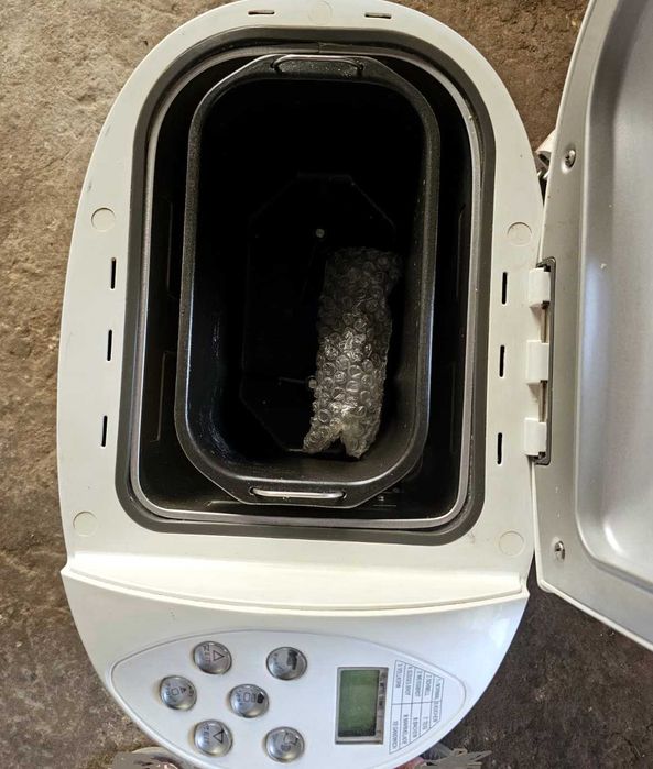 Vând mașină de făcut pâine BOMANN