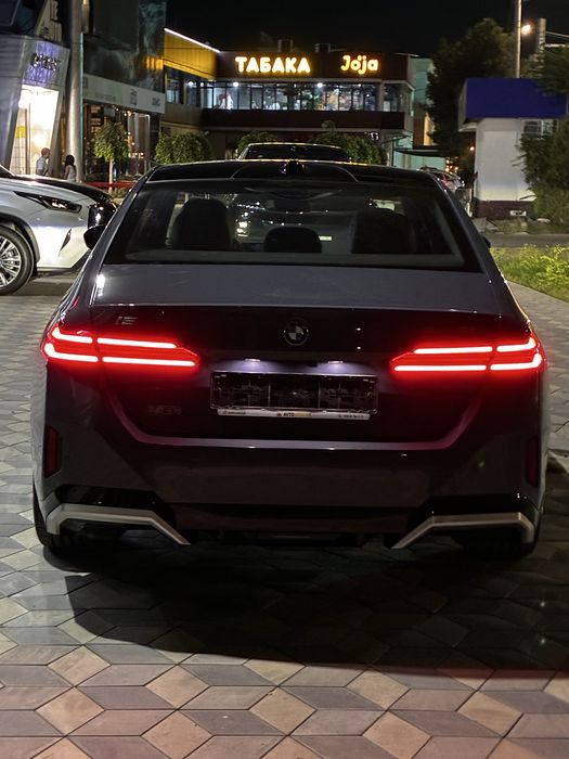 Bmw i5 35L 2024 Масло