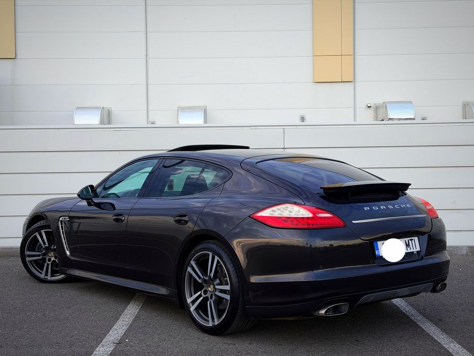 Panamera 3.0d •Platinum Edition •alcantara•jante turbo