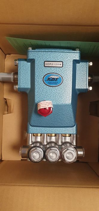 Помпа за високо налягане CAT 2120, подходяща за Автомивки.