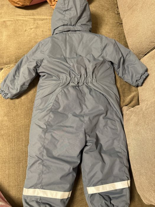 Vand combinezon iarna , pret 30 lei.
