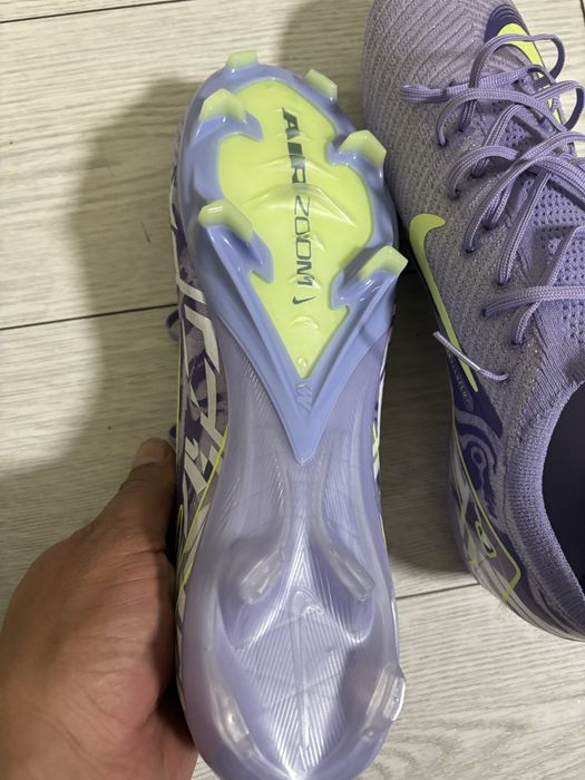 Ghete fotbal Nike Mercurial United Elite