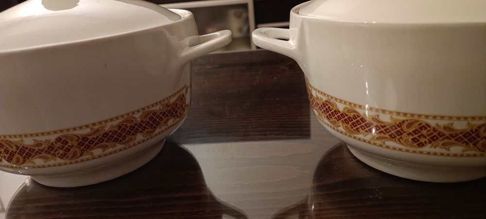 Порцеланови супници