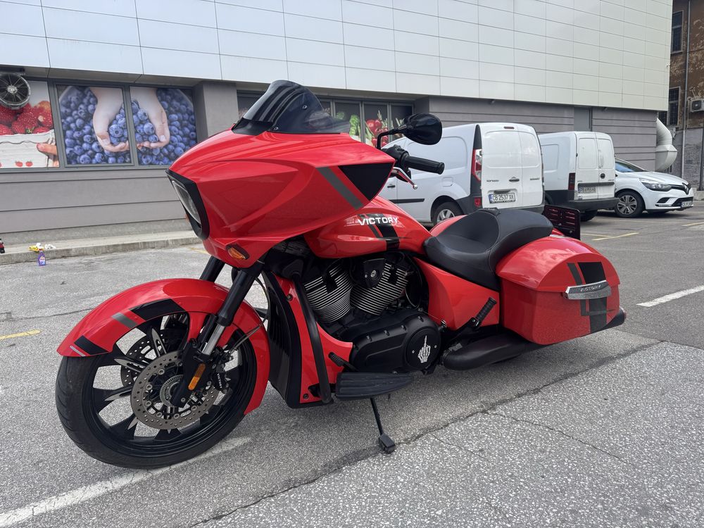 Victory cross country Magnum