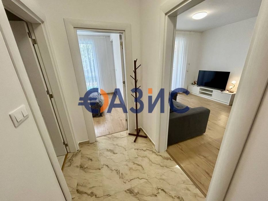 Продава се Двустаен апартамент в к.к. Слънчев бряг - 52 кв.м за 1902 €/кв.м - Снимка #9