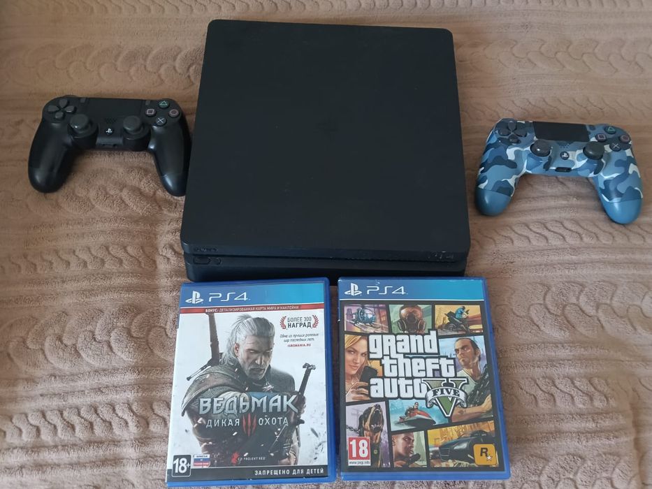 Продам Play Station 4 [торг]