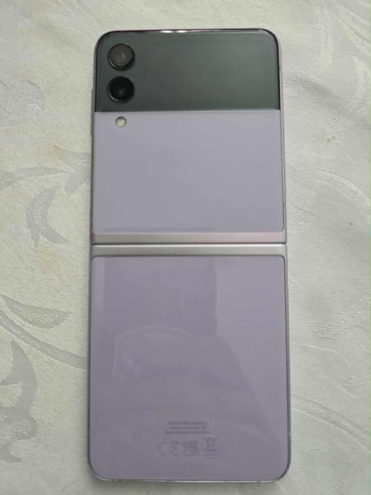 Samsung Galaxy Z flip 3