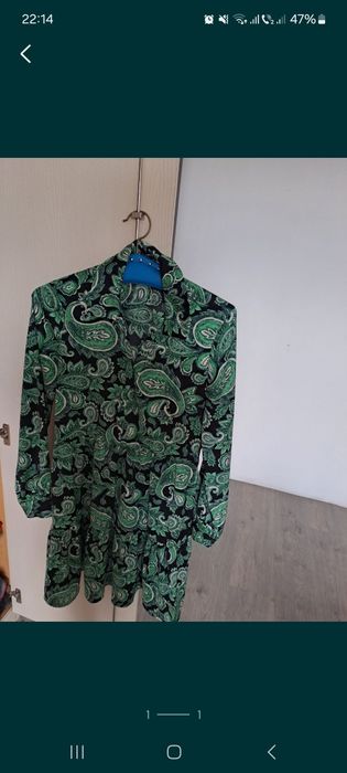 Vând rochițe marimea Xs S