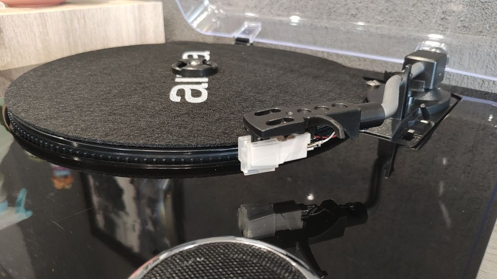 Грамофон Aiwa GBTUR-120BK