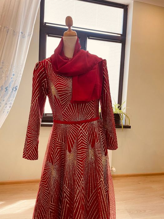 Vcherny ko’ylak / oqshom libosi