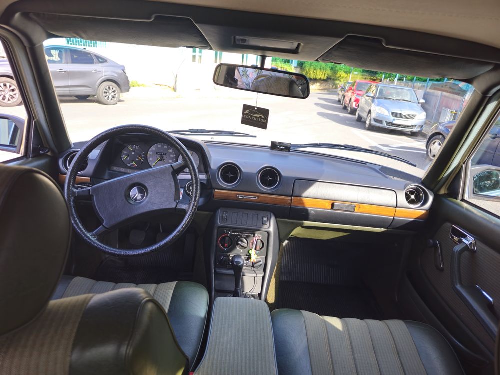 Vand/Schimb Mercedes W123 230E 136cp, 1983, vehicul istoric