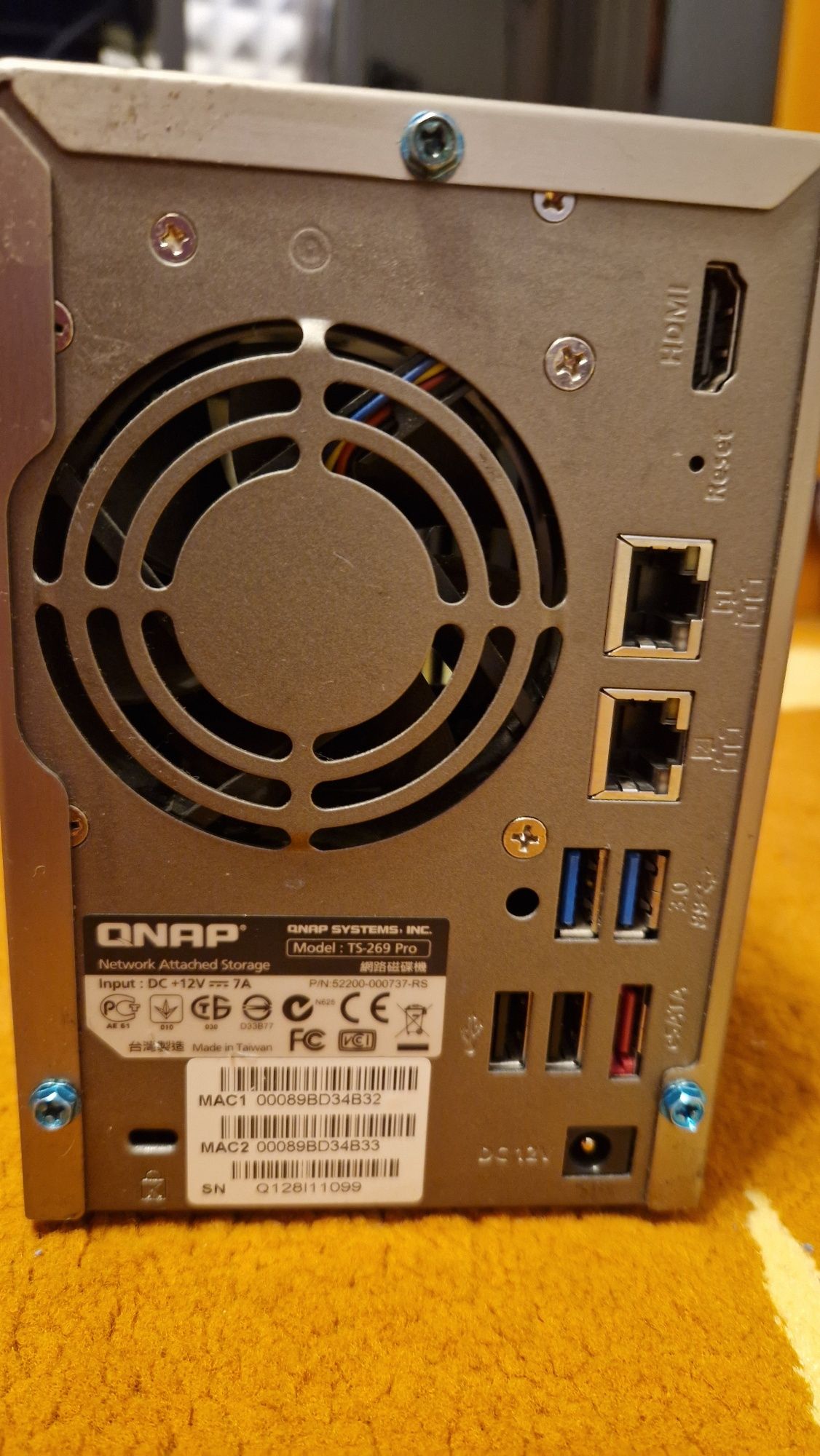 Nas retea qnap Ts 269 pro  3gb ram procesor 2 gzh