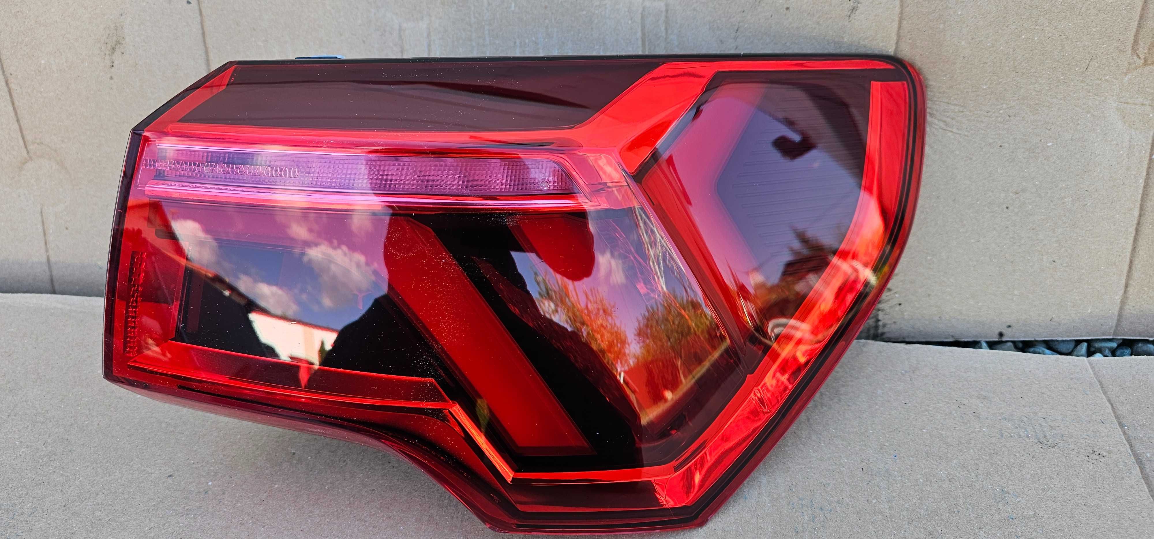 Stop dreapta LED Audi Q3 F3 2020 2021 2022
