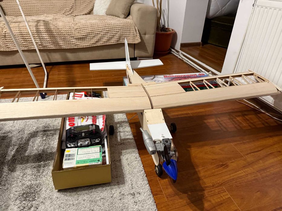 Avion Nitro Boomerang 155 cm anvergura
