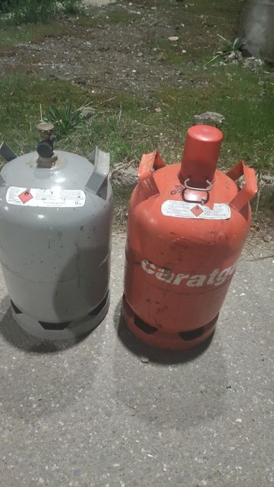 Vind doua buteli aragaz 26 l preț 200 lei buc
