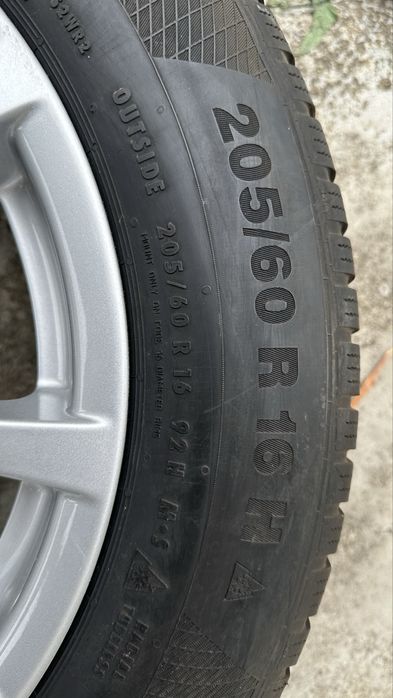 Зимни гуми Continental с оригинални джанти BMW - 4 х 205/60/16