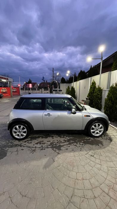 Mini Cooper One 2005