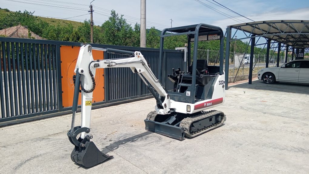 Miniexcavator Bobcat 322