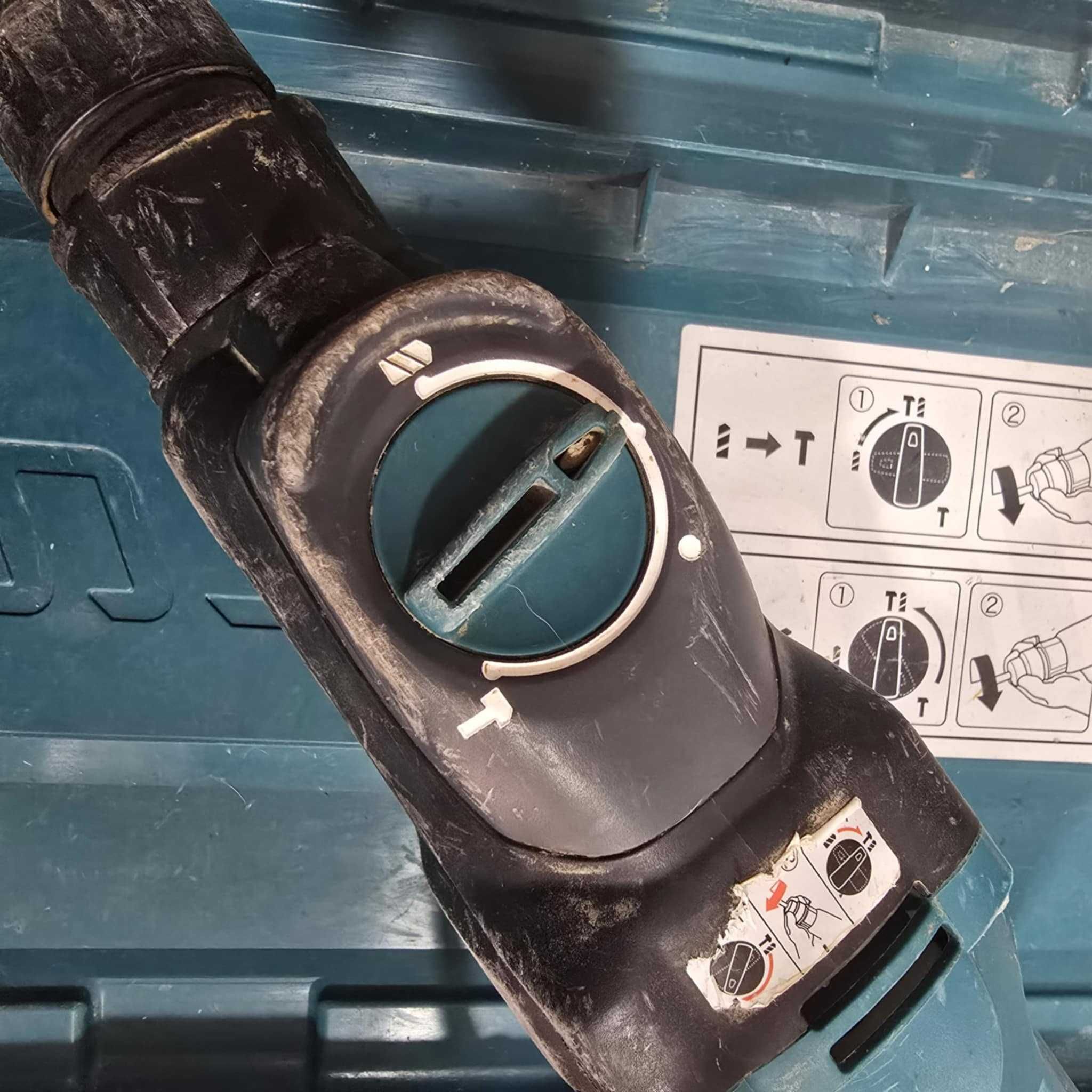 Перфоратор / Makita HR2610 / 800W