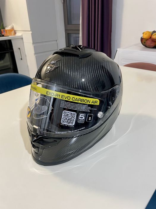 Casca noua Scorpion exo R1 Evo carbon air marimea S