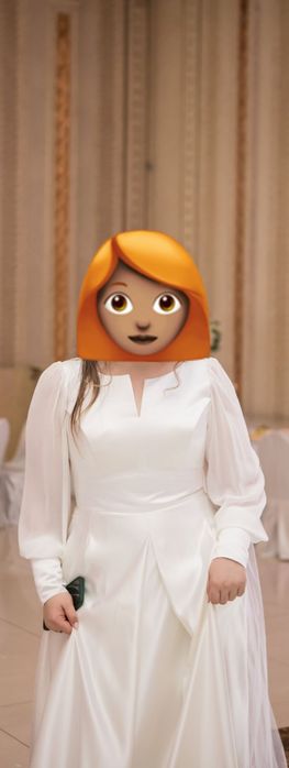 Платье свадебное 48-52.