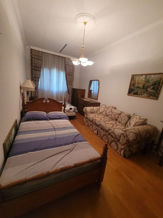 Продаётся 31 сотка Учтепа район вдоль дороги 12 комн фасад 69 метр