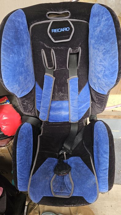 Автокресло Recaro от 2,5-до12 лет