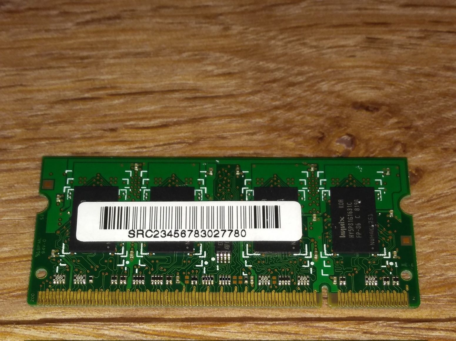 Продам оперативную память Hynix 1GB 2Rx8 PC2-6400S-666-12