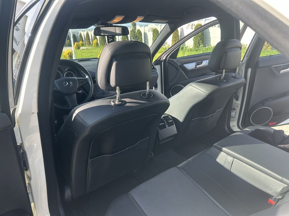Mercedes C 350 CDI 4 mattic AMG Harman Kardon