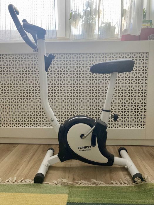 Bicicleta stationara