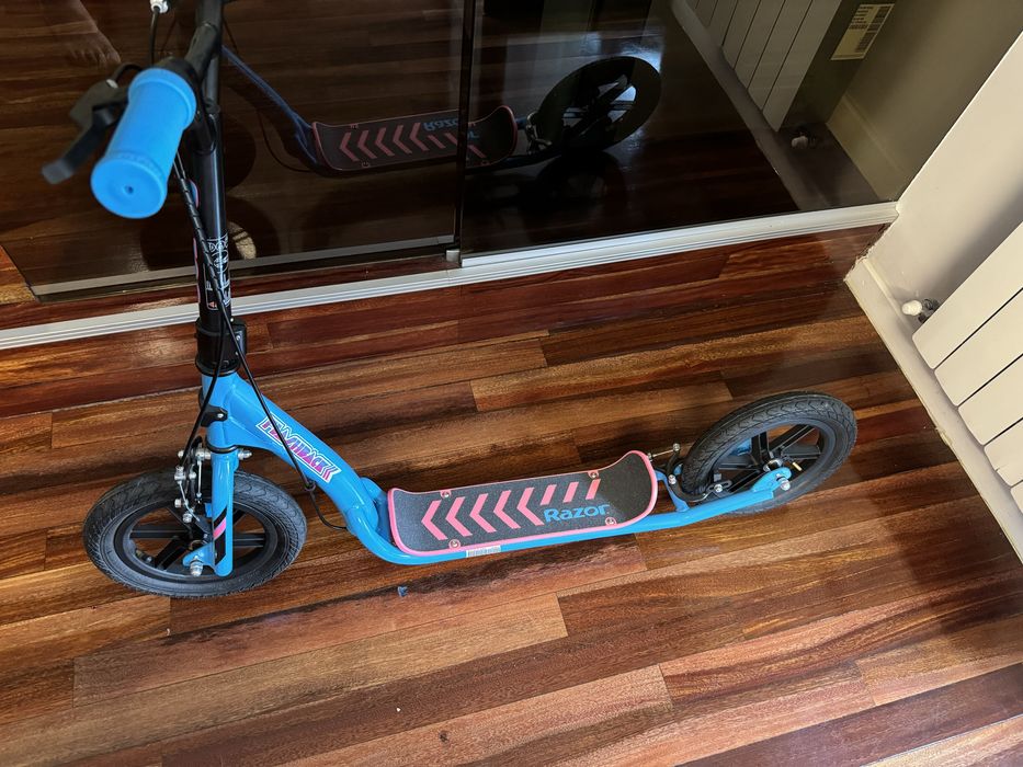 Trotineta Razor Albastra