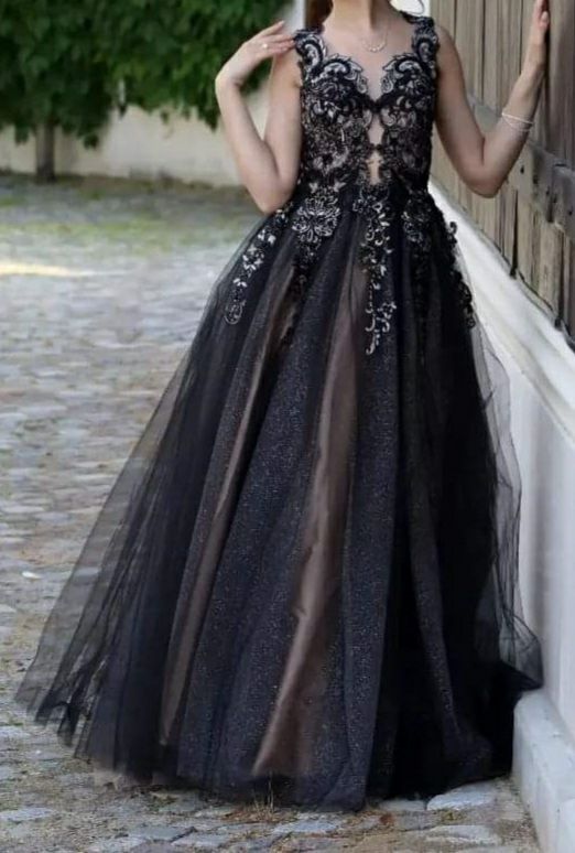 Бална рокля за абитуриентка