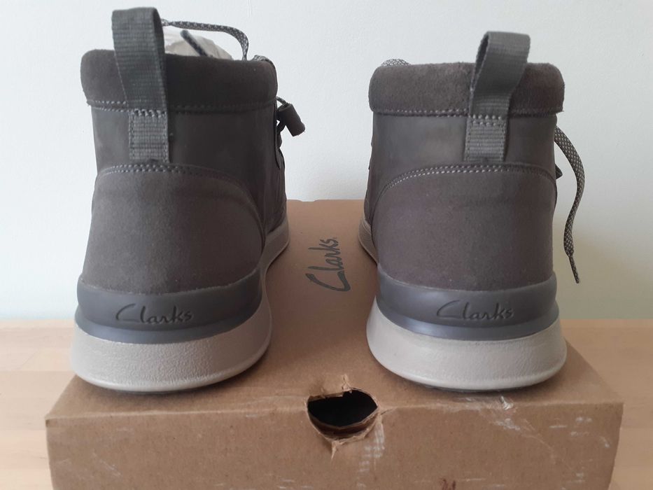 Обувки Clarks - чисто нови