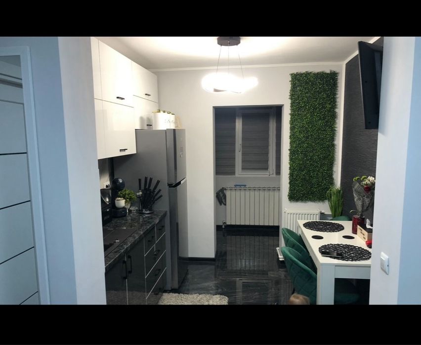 vand apartament mobilat si utilat !