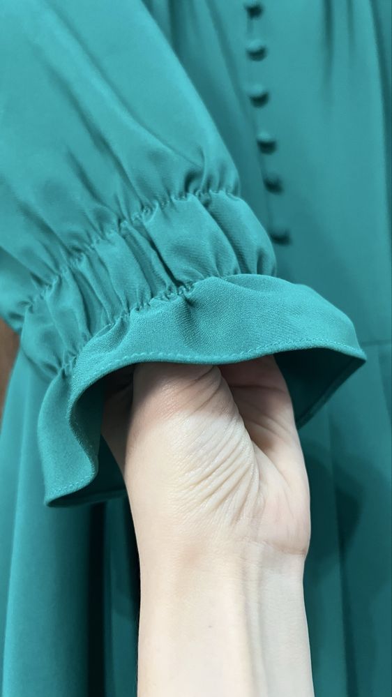 Платье и в пир и в мир