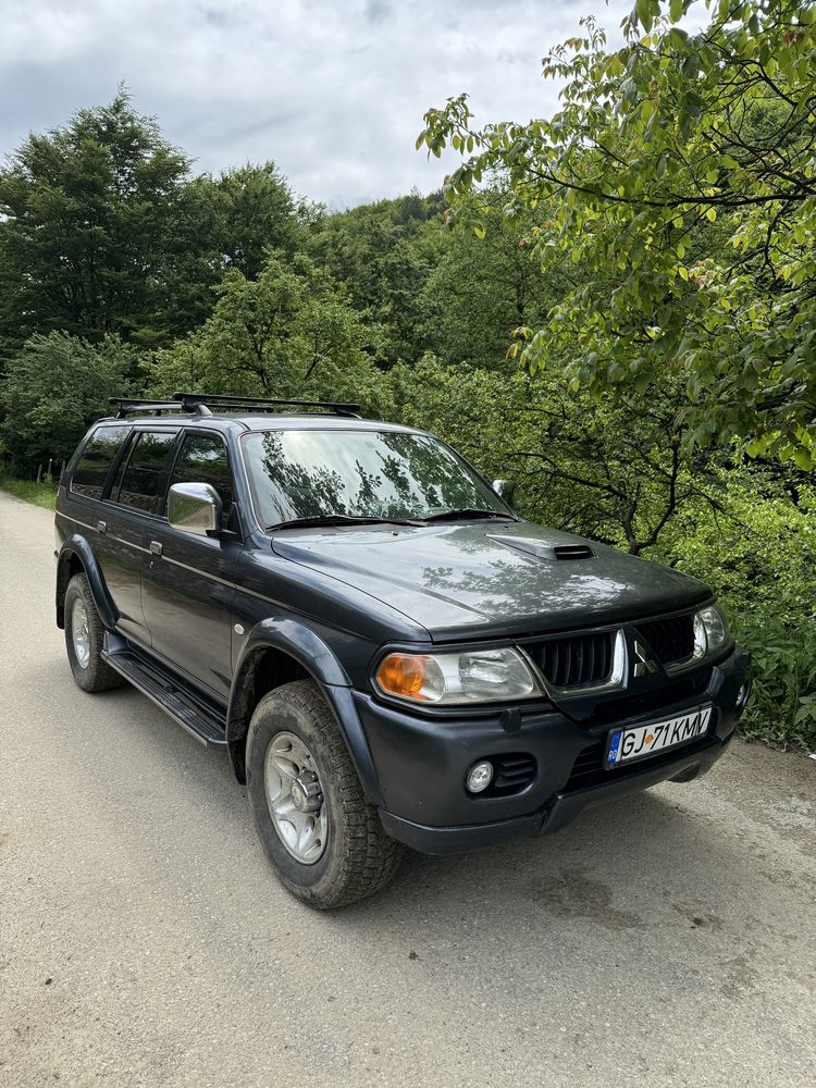 Proprietar Vand Mitsubishi Pajero Sport