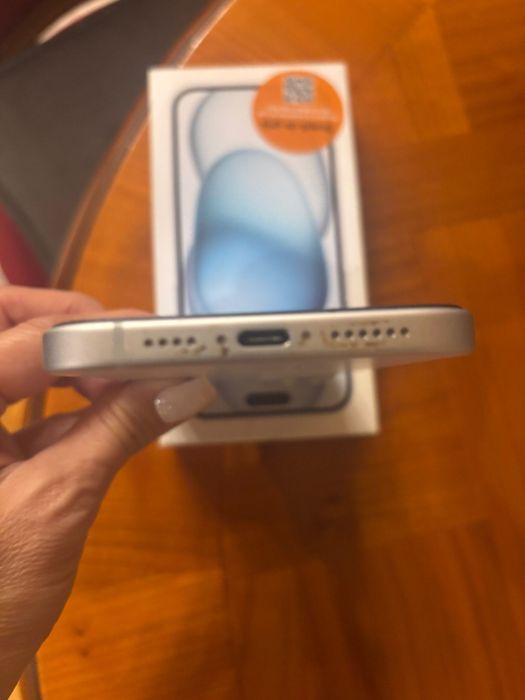 Iphone15 plus bleu aproape nou 128gb