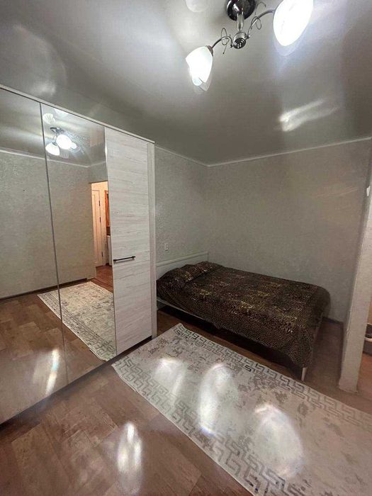 1 комнатная в малосемейке, 1 этаж, 9,8 млн